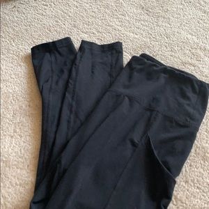 Black leggings with pockets